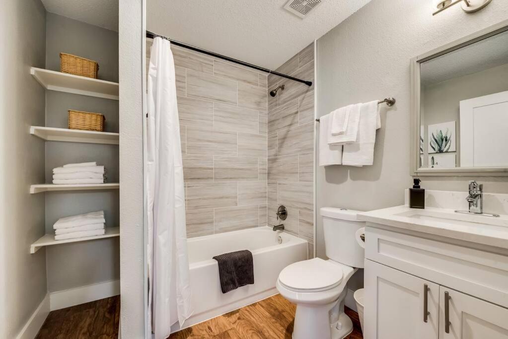 Heart Of Dallas Flat Close To Baylor Hospital المظهر الخارجي الصورة